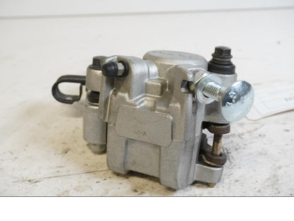 Baksidan på Bromsok från en Honda CBR 900 RR -1999 motorcykel.