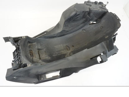 Extrabild2 på Undertail från en Honda ST 1300 -2002 motorcykel.