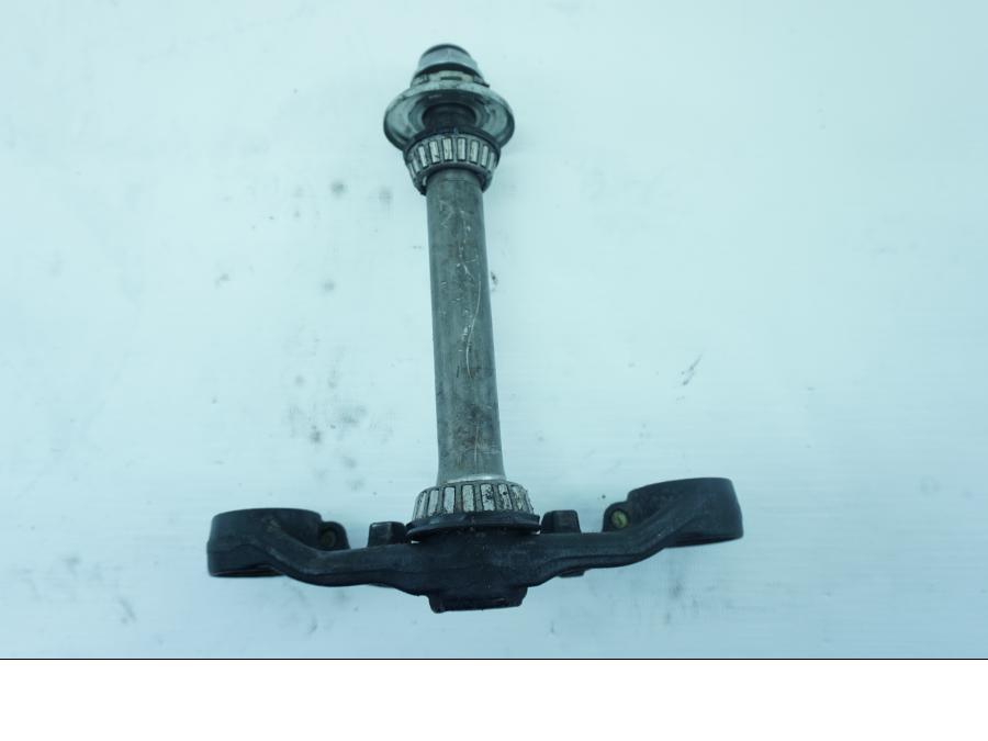 Vänster sida på Gaffelkrona från en Honda VFR 750 -1992 motorcykel.