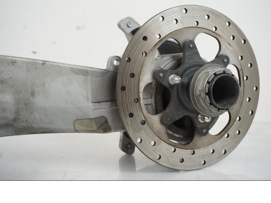 Extrabild2 på Sving från en BMW F 650 CS -2002 motorcykel.