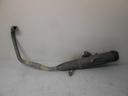 Höger sida på Avgassystem från en Yamaha YS 125 -2017 motorcykel.