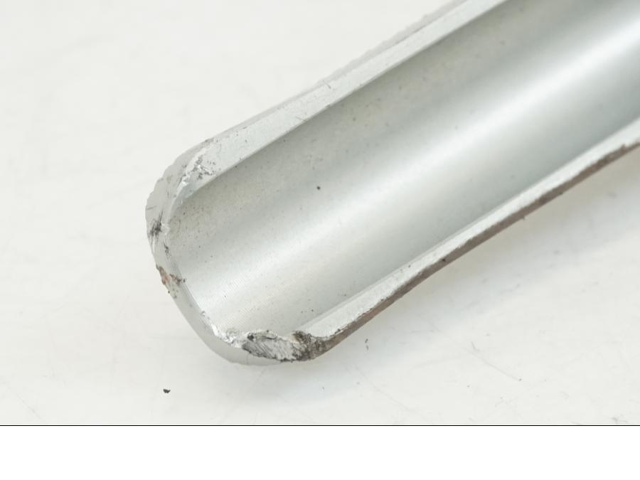 Extrabild2 på Fotpinne från en Ducati Streetfighter V4 -2020 motorcykel.