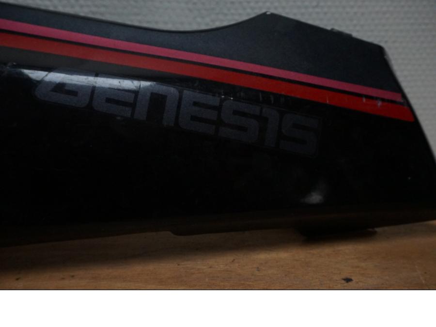 Baksidan på Bakvinge från en Yamaha FZR 1000 -1991 motorcykel.