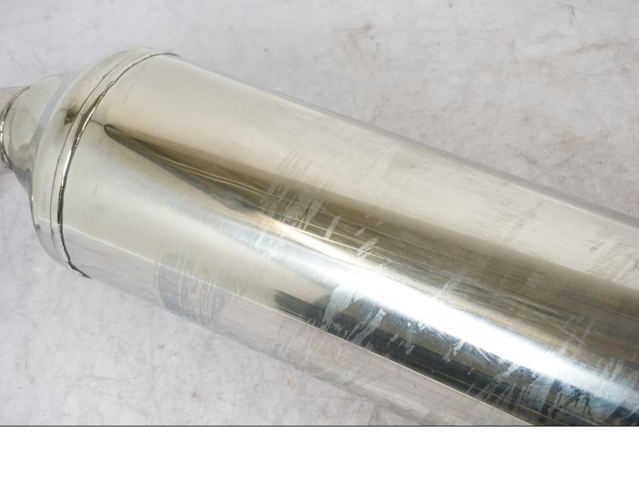 Snett uppifrån på Ljuddämpare från en BMW F 800 S -2009 motorcykel.