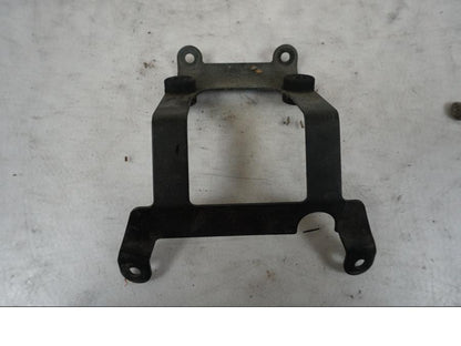 Framsidan på Baklampfäste från en BMW R 850 R -2004 motorcykel.