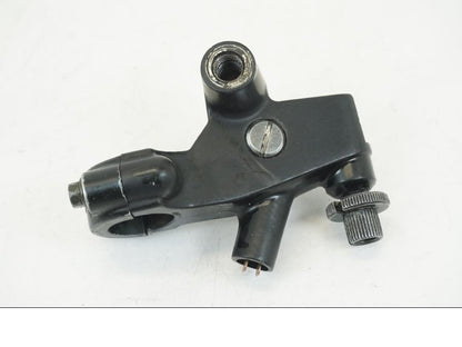 Baksidan på Kopplingsklo från en Honda CB 750 -2002 motorcykel.