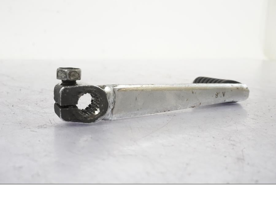 Vänster sida på Växelpedal från en Suzuki GSX 550 EF -1985 motorcykel.