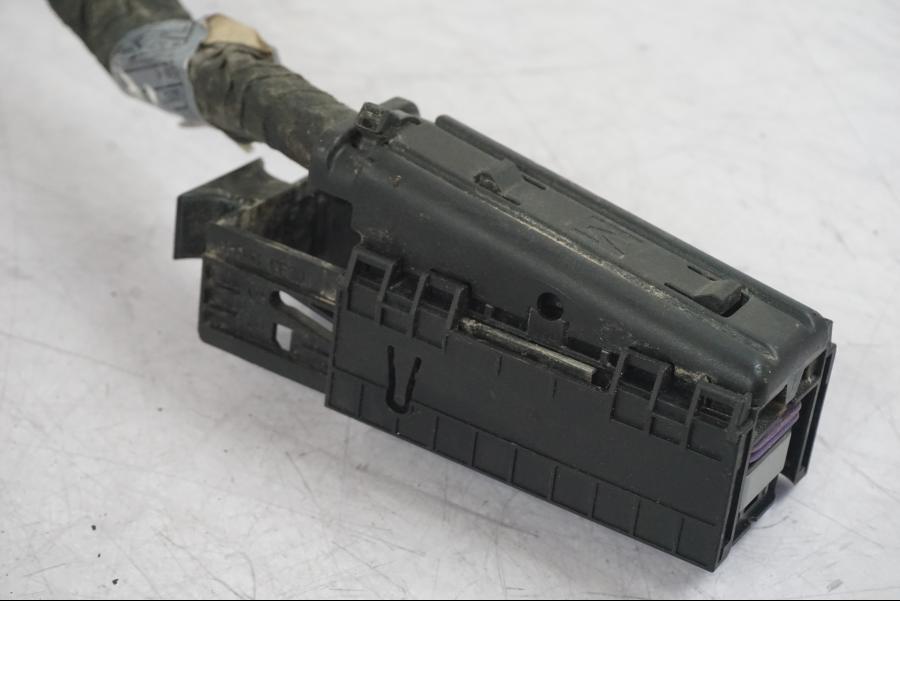 Snett uppifrån på Kabelstam från en BMW R 1200 GS -2018 motorcykel.