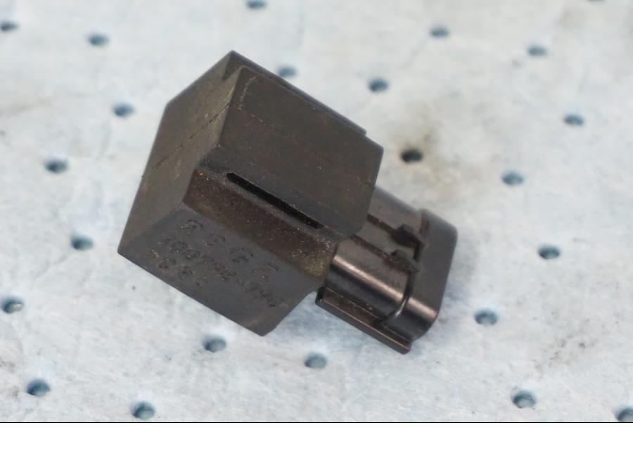 Vänster sida på Mapsensor från en Suzuki GSX-R 1000 -2008 motorcykel.