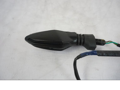 Höger sida på Blinkers LED från en KTM 125 Duke -2017 motorcykel.