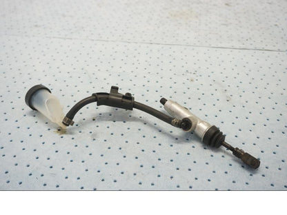 Framsidan på Bromshuvudcylinder från en BMW F 800 ST -2007 motorcykel.