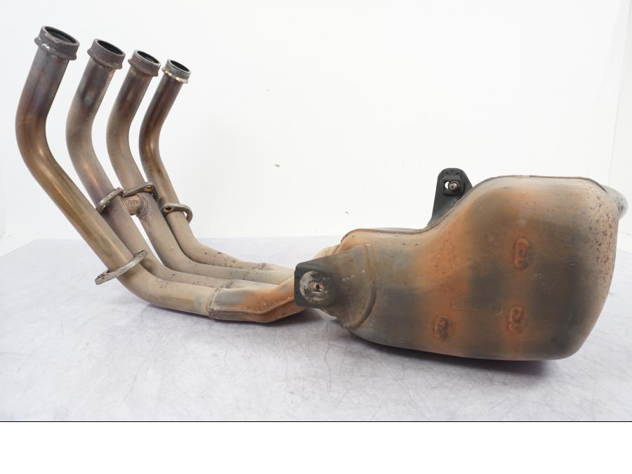 Vänster sida på Avgassystem från en Yamaha XJ 6 -2012 motorcykel.