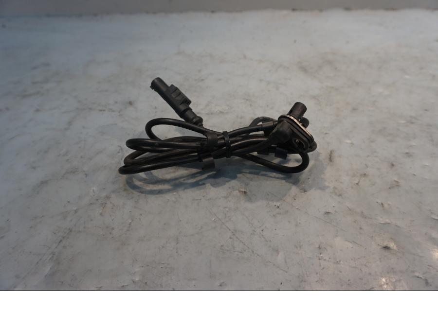 Framsidan på ABS givare från en Ducati Diavel -2015 motorcykel.