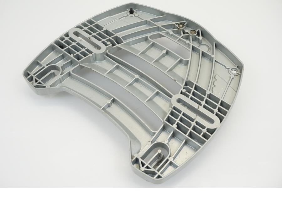 Snett uppifrån på Pakethållare från en Aprilia ETV 1000 -2002 motorcykel.