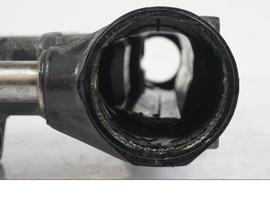 Extrabild2 på Sving från en Suzuki VZR 1800 -2009 motorcykel.