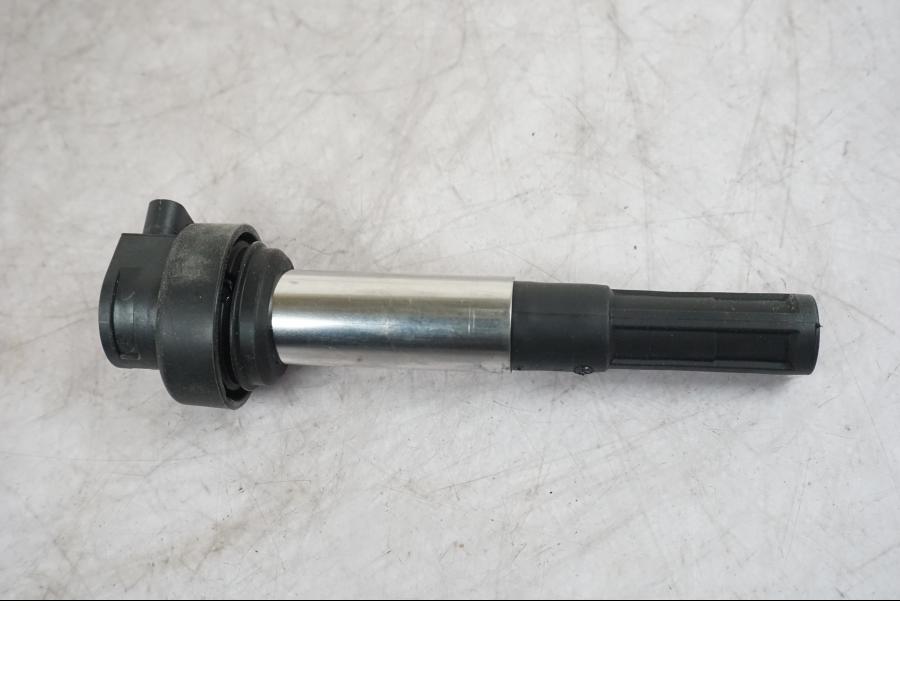 Framsidan på Tändspole från en BMW F 800 R -2018 motorcykel.