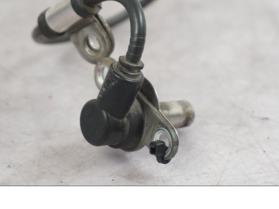 Extrabild1 på ABS givare från en Triumph Tiger -2009 motorcykel.