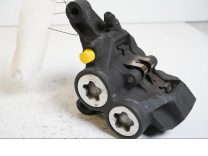 Framsidan på Bromsok från en Yamaha XV 1700 -2003 motorcykel.