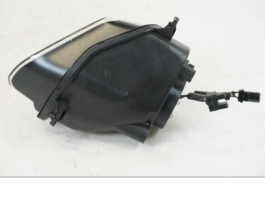 Vänster sida på Strålkastare från en BMW S 1000 R -2013 motorcykel.