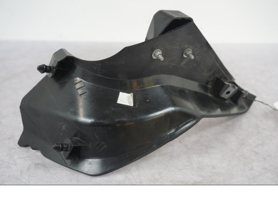 Snett uppifrån på Instrumentkåpa från en Triumph Tiger -2009 motorcykel.