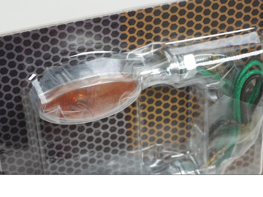 Snett uppifrån på Blinkers från en Universal Universal -0 moped.