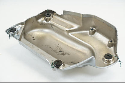 Höger sida på Motorkåpa från en Yamaha XVS 1100 -2003 motorcykel.