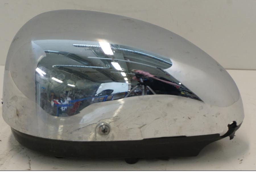 Baksidan på Luftburk från en Yamaha XV 535 -1995 motorcykel.