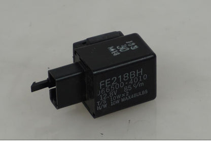 Framsidan på Blinkersrelä från en Yamaha MT-09 Tracer -2016 motorcykel.