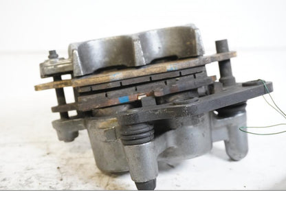 Höger sida på Bromsok från en Kawasaki ER 5 -2003 motorcykel.