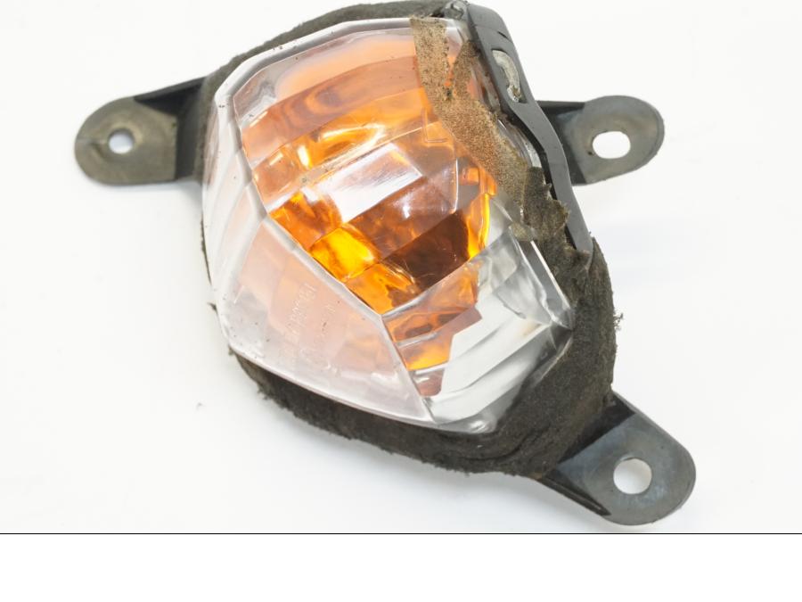 Framsidan på Blinkers från en Yamaha FJR 1300 -2003 motorcykel.