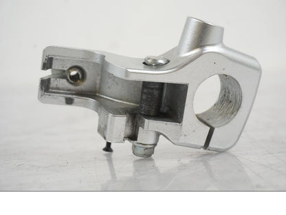 Höger sida på Kopplingsklo från en Suzuki VZR 1800 -2009 motorcykel.