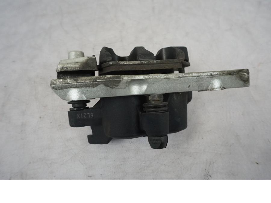 Vänster sida på Bromsok från en BMW R Ninet -2017 motorcykel.