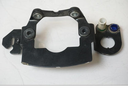 Extrabild2 på <p>Instrumentpanelsfäste från Husaberg FS 650 E 2004.</p>

<p>Lacksläpp finns se bilder.</p> motorcykel.