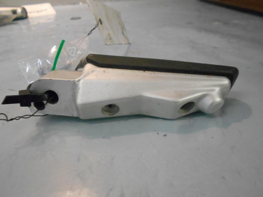 Vänster sida på Fotpinne från en BMW R 1200 RS -2016 motorcykel.