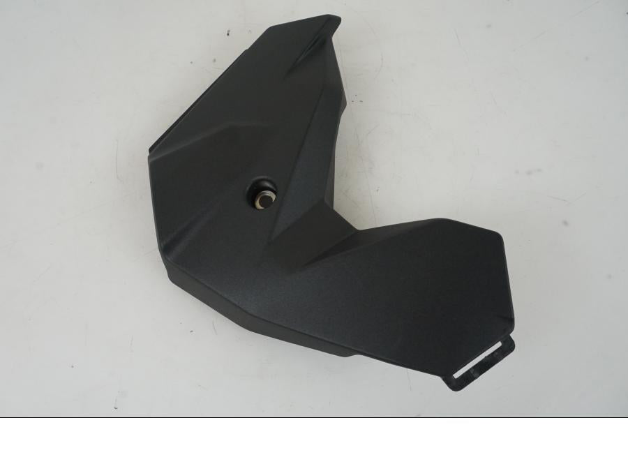 Framsidan på Sidopanel från en BMW F 750 GS -2019 motorcykel.