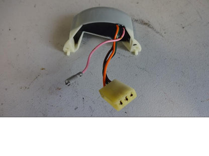 Baksidan på Vattenkylgivare från en Suzuki VS 800 -2000 motorcykel.