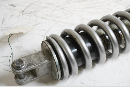 Baksidan på Stötdämpare från en Kawasaki Z 1000 -2008 motorcykel.