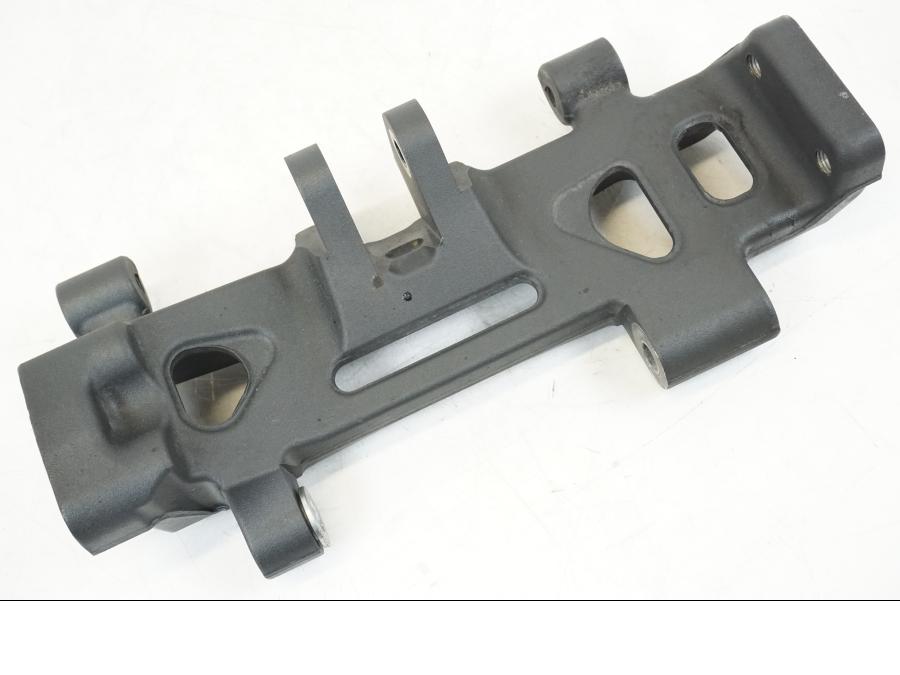 Framsidan på Ramdel från en Yamaha MT-09 -2021 motorcykel.