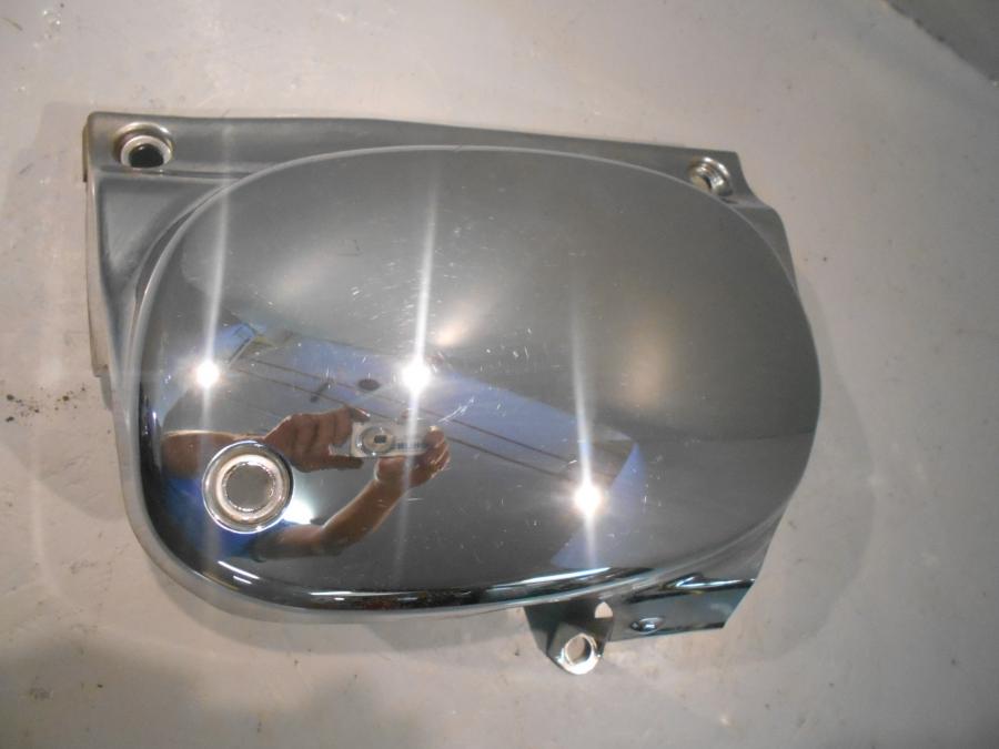 Framsidan på Dekorkåpa från en Suzuki VL 800 -2004 motorcykel.