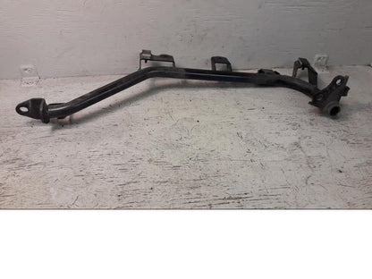 Baksidan på Fotplattefäste från en Honda ADV 750 -2017 motorcykel.