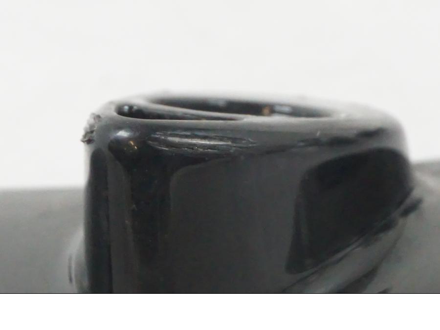 Höger sida på Blinkersfäste från en H-D Street Glide FLHX -2012 motorcykel.