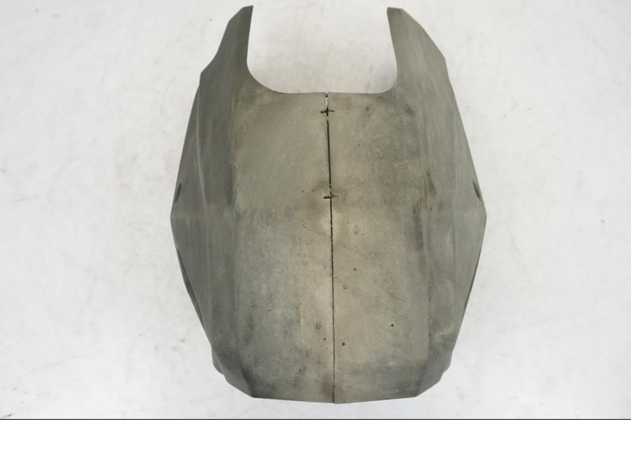 Extrabild1 på Magkåpa från en Triumph Tiger Explorer -2013 motorcykel.