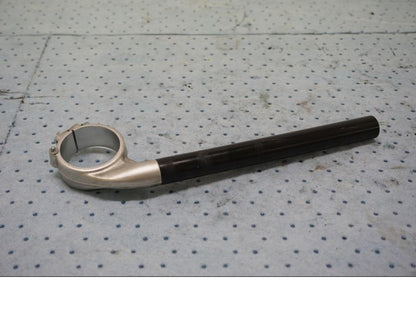 Framsidan på Styre från en MV Agusta F3 675 -2014 motorcykel.