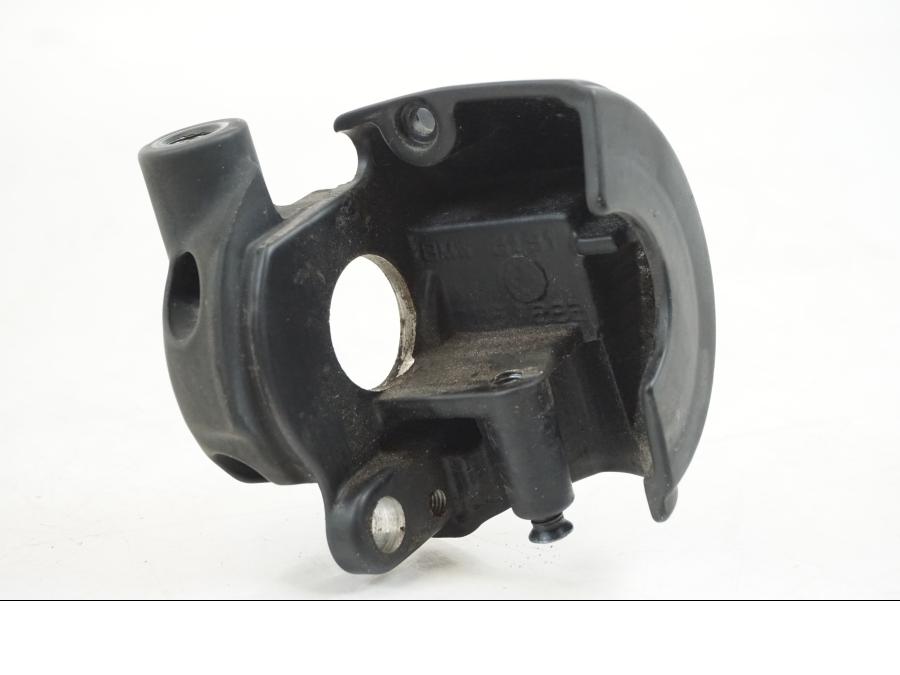 Höger sida på Gasklo från en BMW F 650 CS -2003 motorcykel.