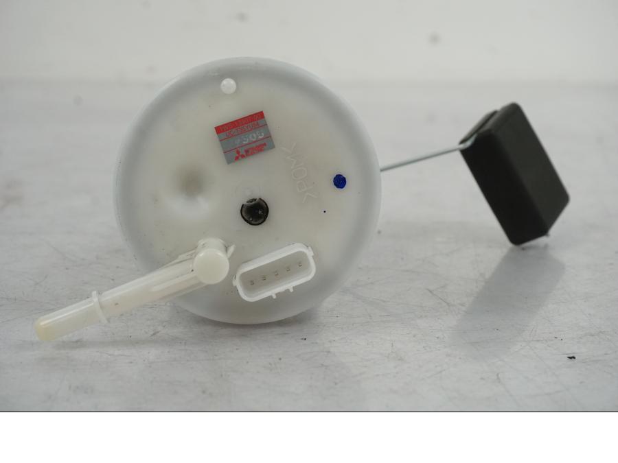 Extrabild1 på Bensinpump insprut från en Yamaha MT-07 -2019 motorcykel.