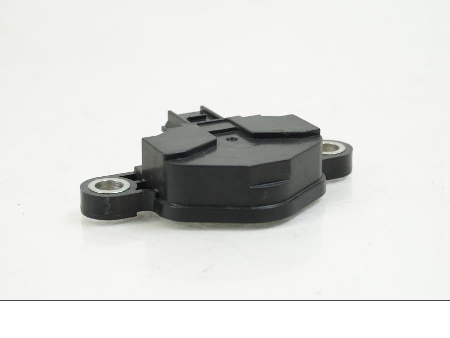 Baksidan på Tilt Sensor från en Honda CB 650 F Hornet -2017 motorcykel.