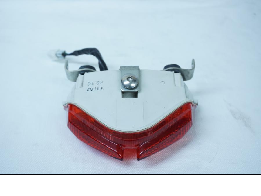 Framsidan på Baklampa från en Suzuki GSX-R 1000 -2011 motorcykel.