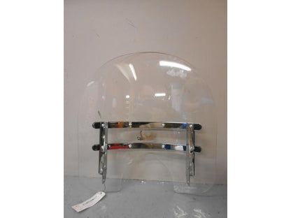 Baksidan på Vindruta från en Honda VT 1100 C -1989 motorcykel.