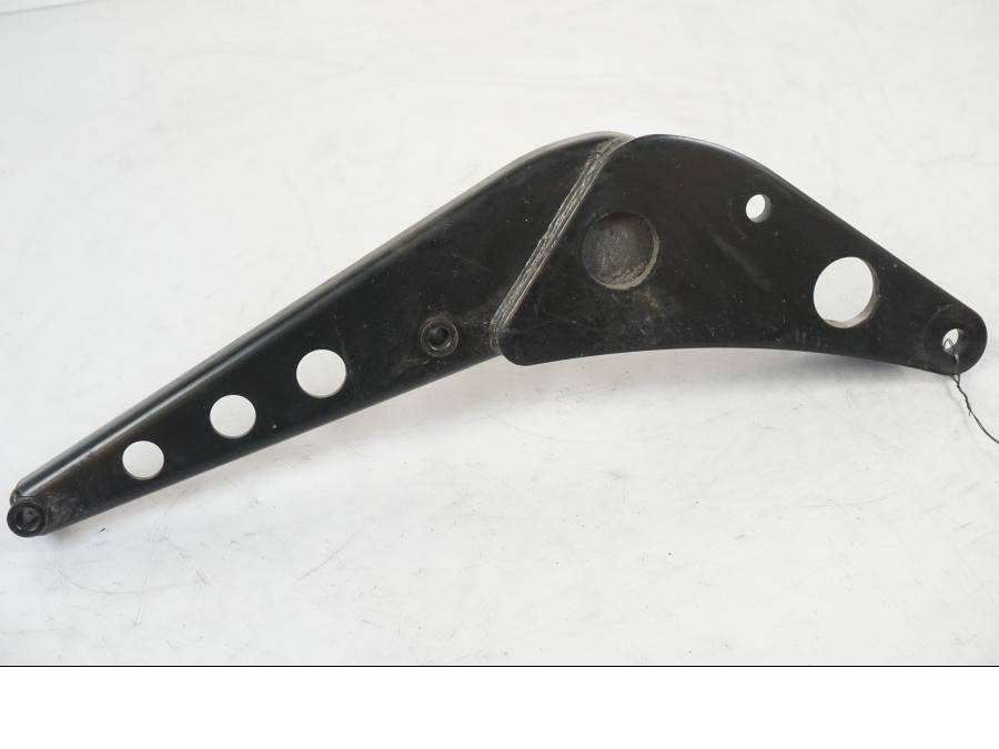 Framsidan på Bakram från en Suzuki VZR 1800 -2009 motorcykel.