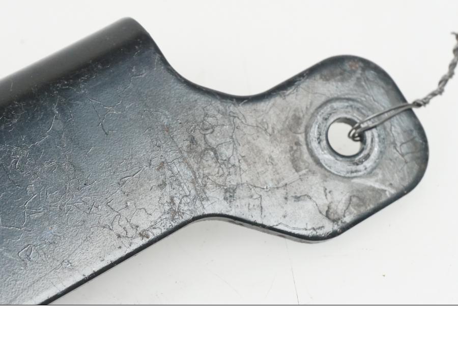 Baksidan på Sadelfäste från en Yamaha XJ 900 -1997 motorcykel.